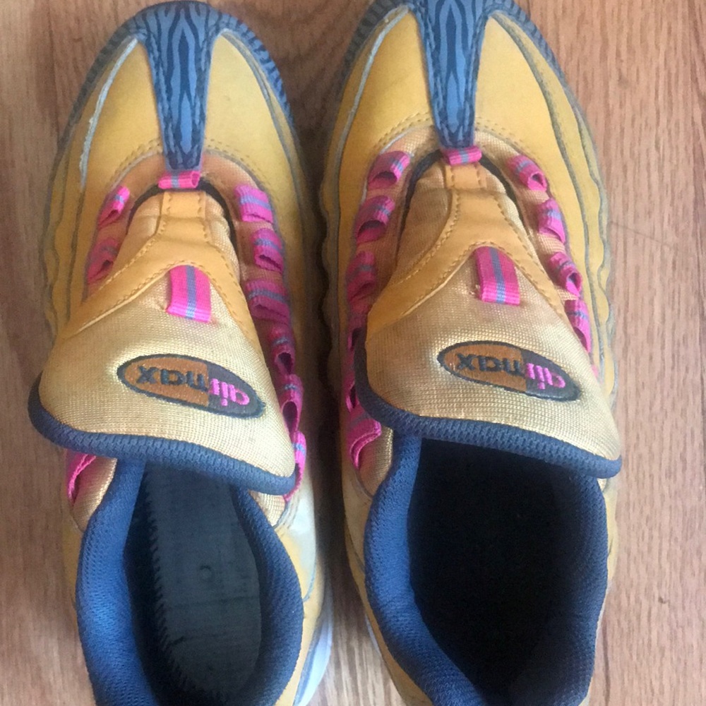 Air max 95 big kids size 4